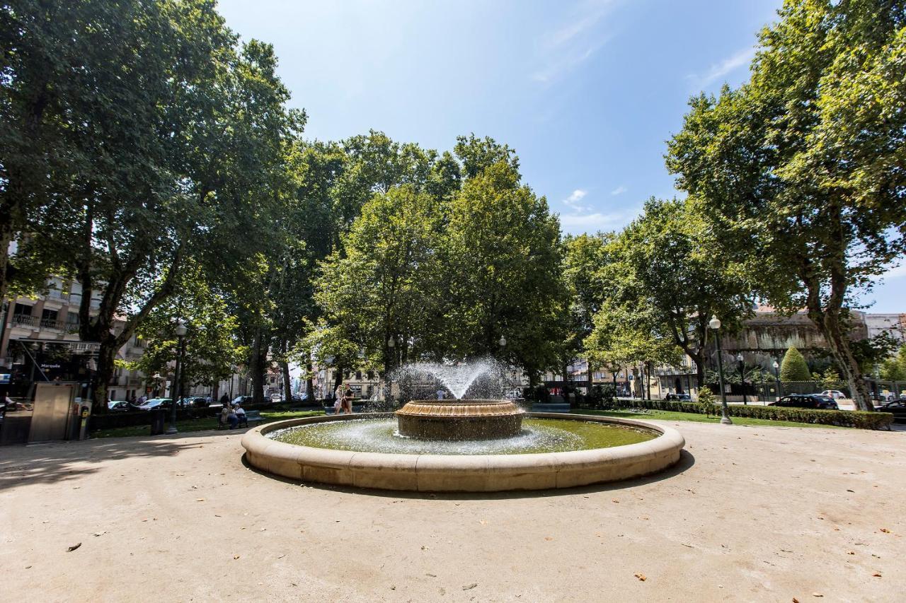 Bakers Square Studio W/ Ac By Lovelystay Porto Bagian luar foto